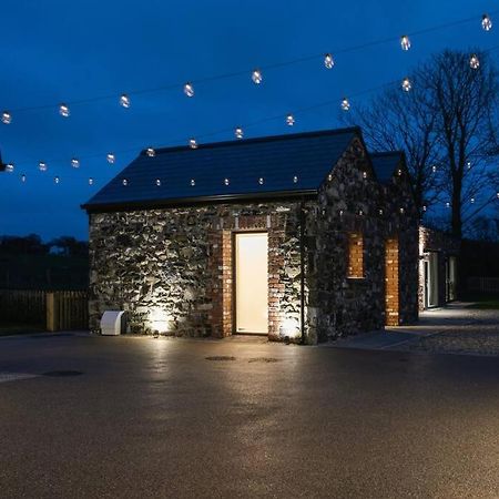 The Byre At Corrstown Village Portrush Exteriör bild