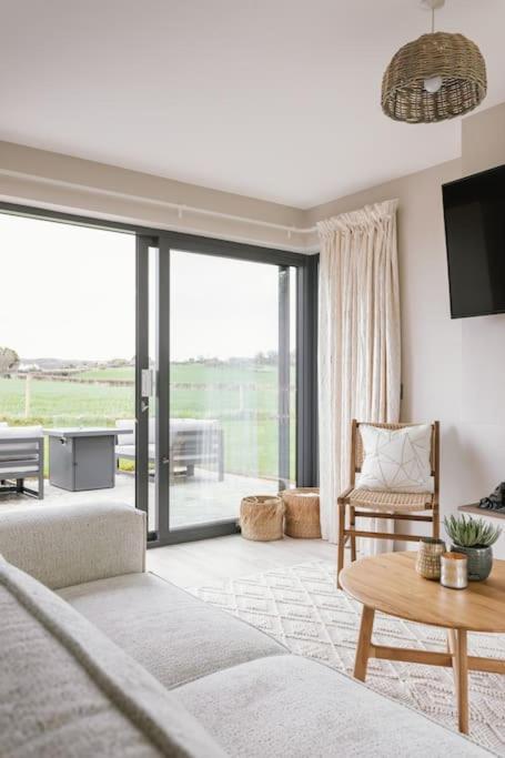 The Byre At Corrstown Village Portrush Exteriör bild