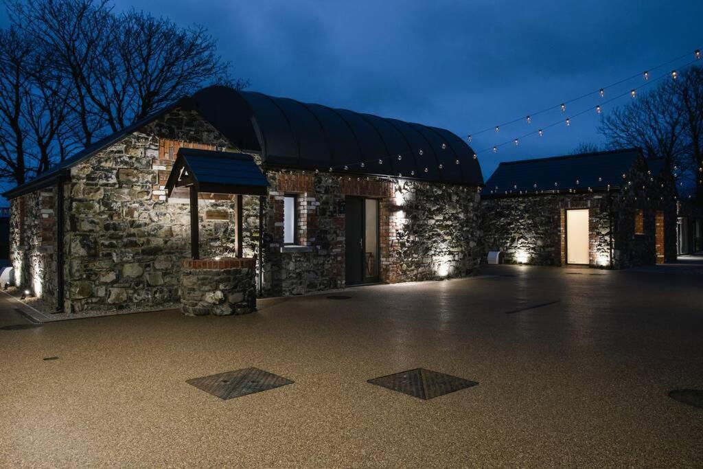 The Byre At Corrstown Village Portrush Exteriör bild
